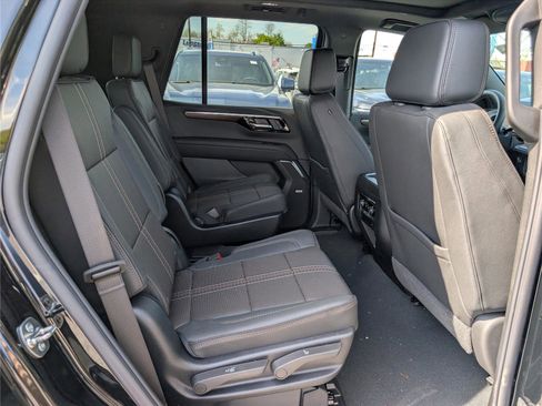 New 2026 Chevrolet Tahoe High Country w/ Sun And Tow Package AWD/4WD image 11