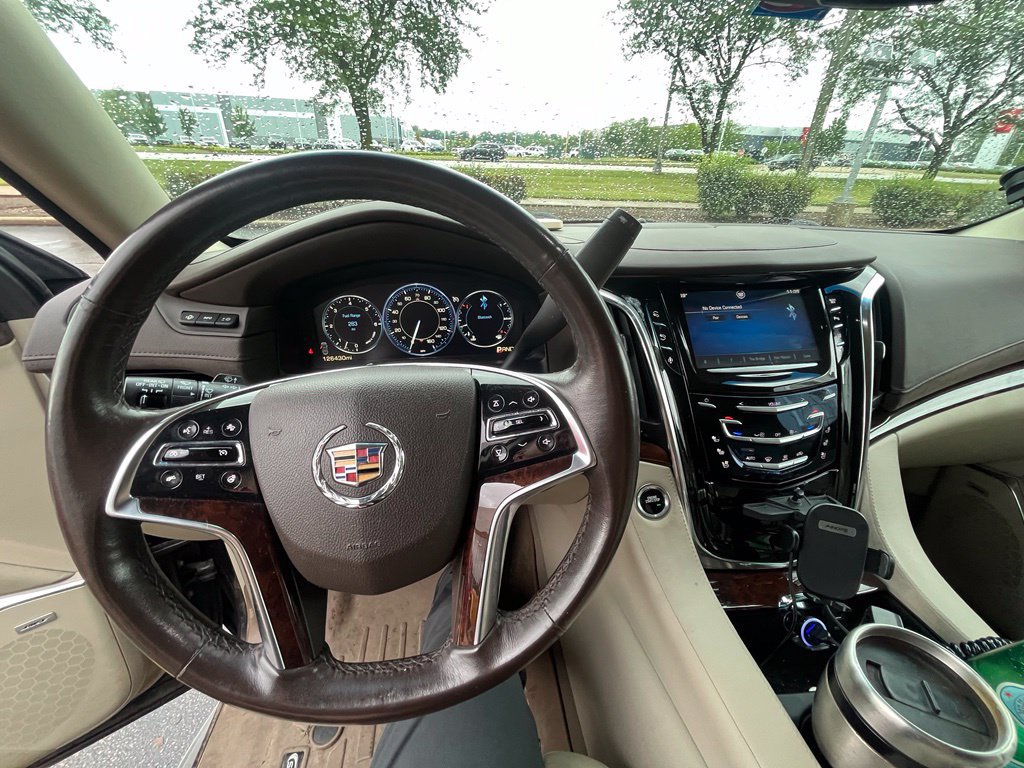 Used 2015 Cadillac Escalade ESV Luxury AWD/4WD image 7