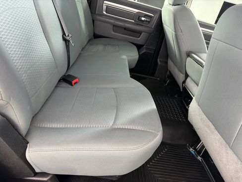 Used 2019 RAM 1500 Classic SLT AWD/4WD image 20
