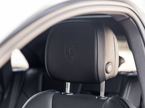 Certified 2026 Porsche Macan AWD/4WD image 29
