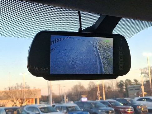 Used 2023 Ford F650 2WD Regular Cab Super Duty image 16