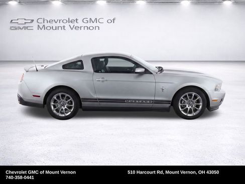 Used 2010 Ford Mustang Premium RWD image 35