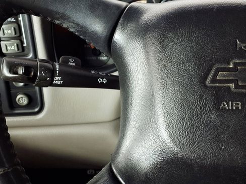 Used 2001 Chevrolet Silverado 3500 LT w/ Off-Road Skid Plate Pkg image 19