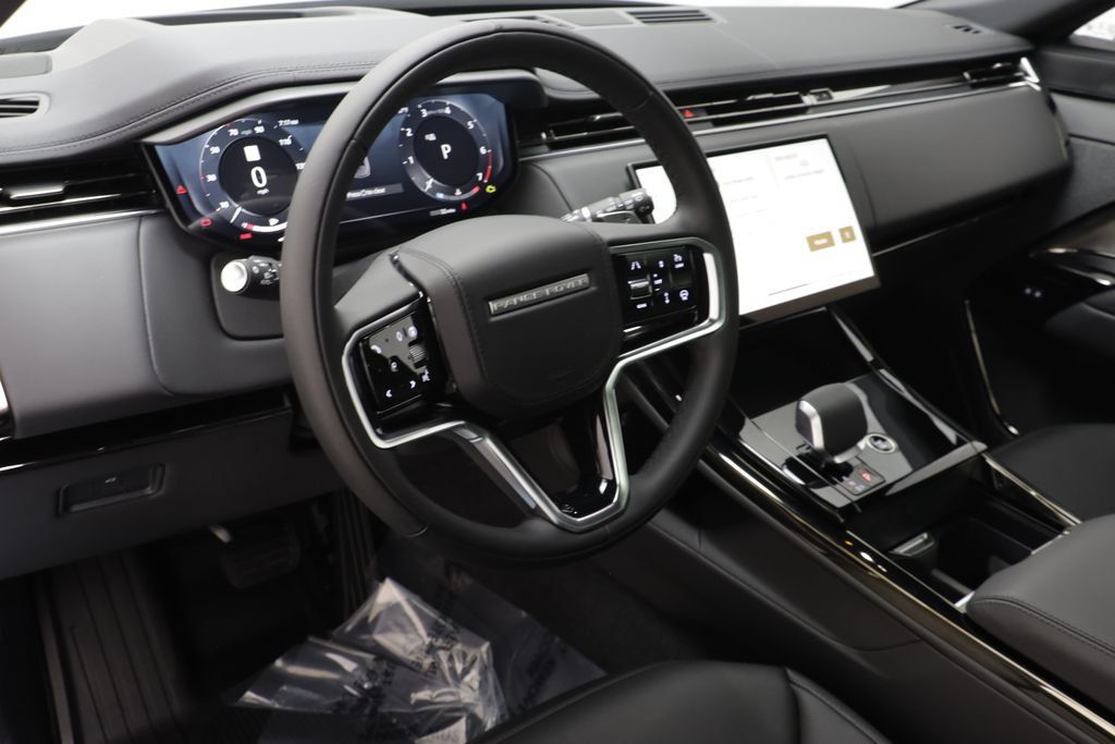 New 2026 Land Rover Range Rover Sport SE AWD/4WD image 7