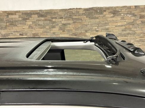 Used 2023 GMC Sierra 2500 Denali w/ Denali Ultimate Package image 2