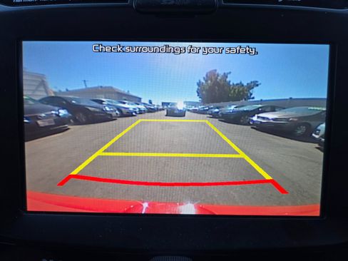 Used 2019 Kia Soul + FWD image 18