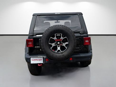 Used 2018 Jeep Wrangler Rubicon AWD/4WD image 4