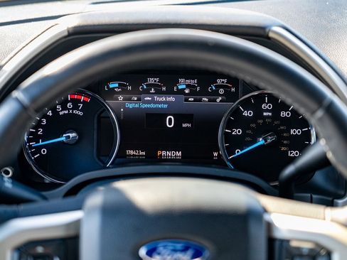 Used 2022 Ford F350 Lariat w/ Lariat Ultimate Package image 17