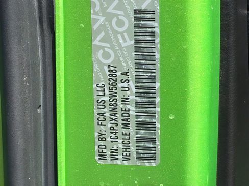 Used 2025 Jeep Wrangler Sport image 30