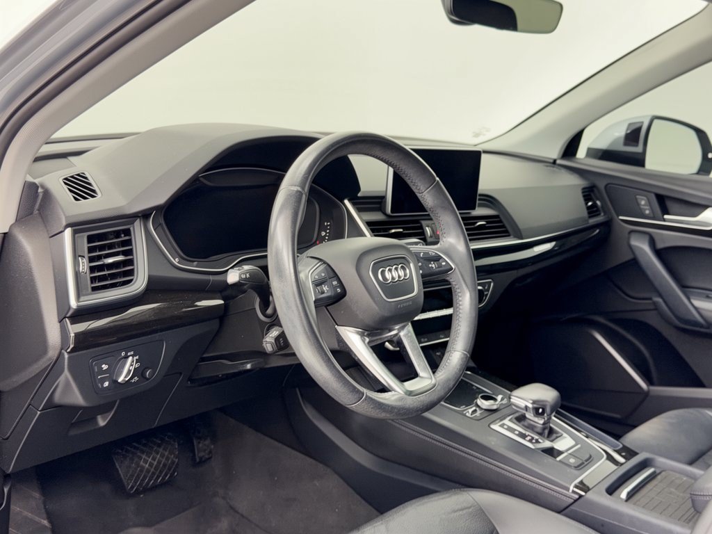 Used 2019 Audi Q5 2.0T Premium Plus w/ Premium Plus Package AWD/4WD image 4