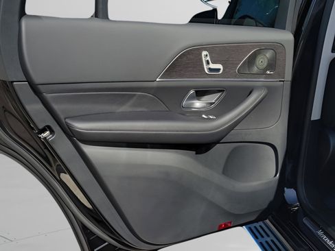Certified 2026 Mercedes-Benz GLS 450 4MATIC image 8