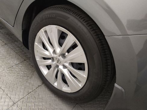 Used 2020 Nissan Sentra S FWD image 31