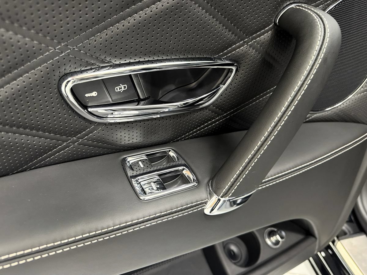 Used 2014 Bentley Flying Spur W12 AWD/4WD image 46