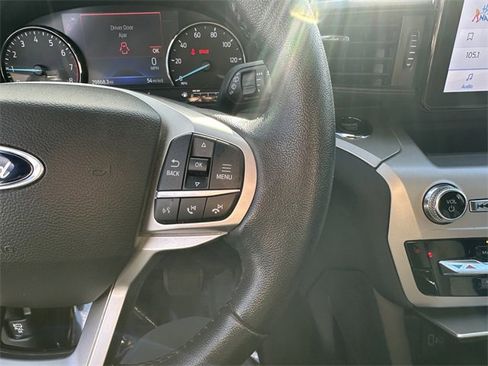 Certified 2022 Ford Explorer XLT image 29