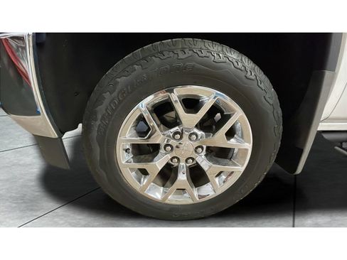Used 2017 GMC Sierra 1500 SLT w/ SLT Premium Package AWD/4WD image 20