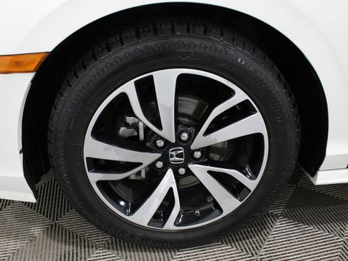 Used 2018 Honda Odyssey Elite image 39