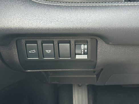 Used 2023 Subaru Ascent Touring AWD/4WD image 33