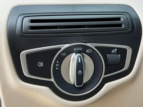 Certified 2022 Mercedes-Benz GLC 300 4MATIC image 18