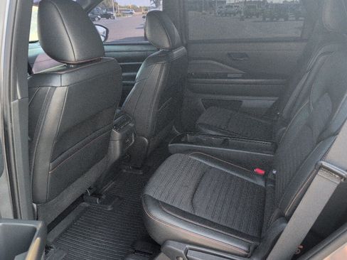 Used 2023 Nissan Pathfinder Rock Creek AWD/4WD image 22