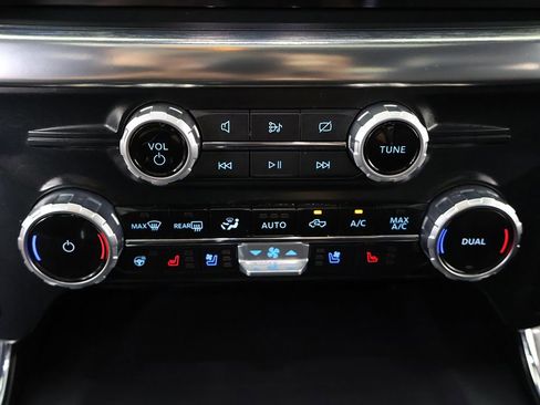 Used 2023 Ford F150 Lariat w/ Equipment Group 502A High AWD/4WD image 57