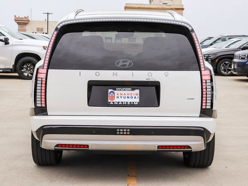 New 2026 Hyundai Ioniq 9 Limited image 7