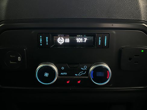 Used 2021 Ford Expedition Max Limited AWD/4WD image 31