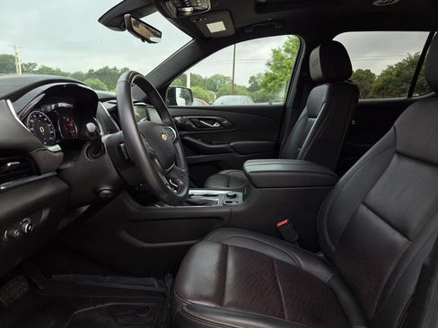 Used 2023 Chevrolet Traverse High Country w/ LPO, Floor Liner Package FWD image 14