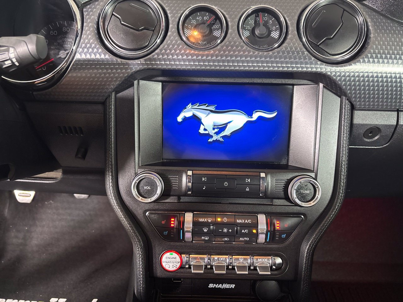 Used 2017 Ford Mustang GT Premium w/ GT Performance Package RWD image 17