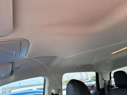 Used 2022 Chevrolet Colorado Z71 image 16