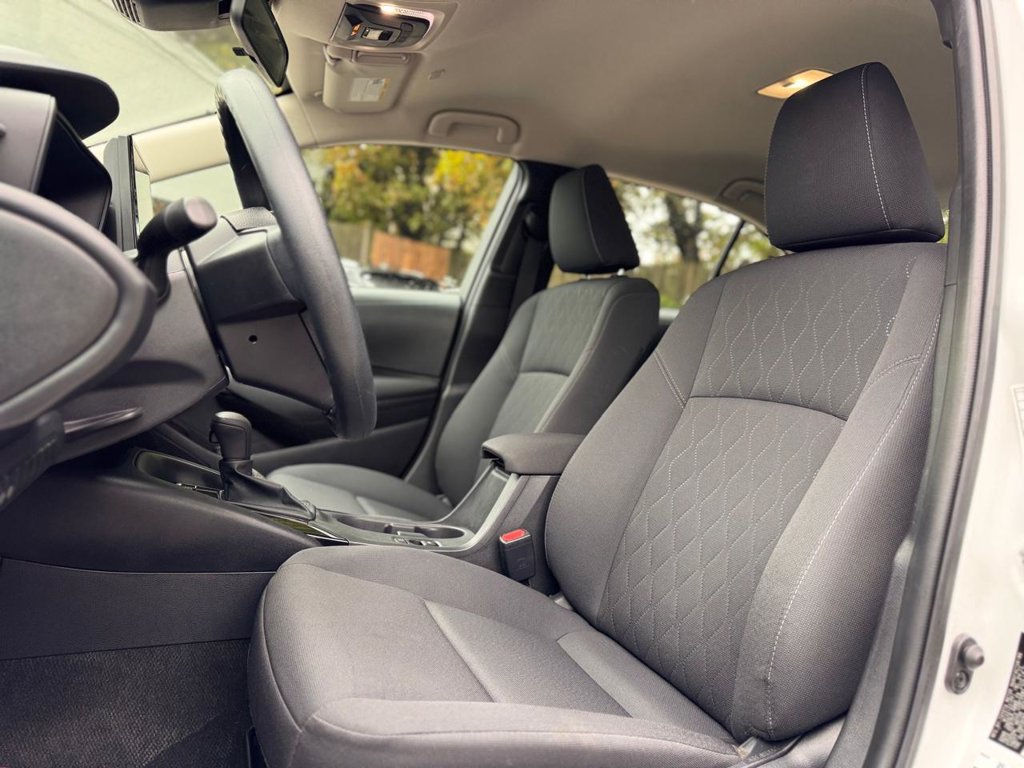 Used 2023 Toyota Corolla LE FWD image 19