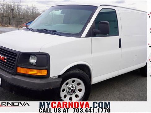 Used 2010 GMC Savana 1500 image 1
