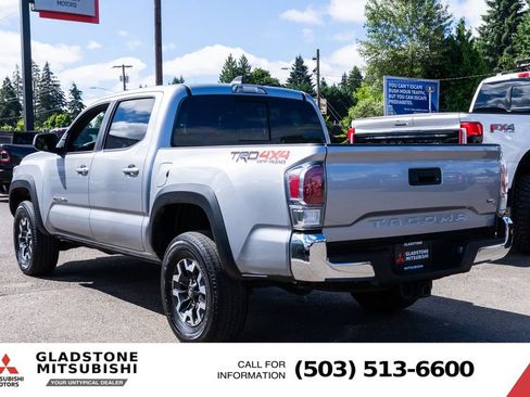 Used 2020 Toyota Tacoma TRD Off-Road AWD/4WD image 6