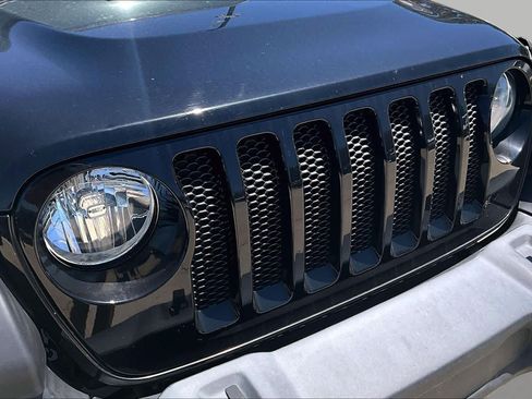 Used 2021 Jeep Wrangler Sport AWD/4WD image 28