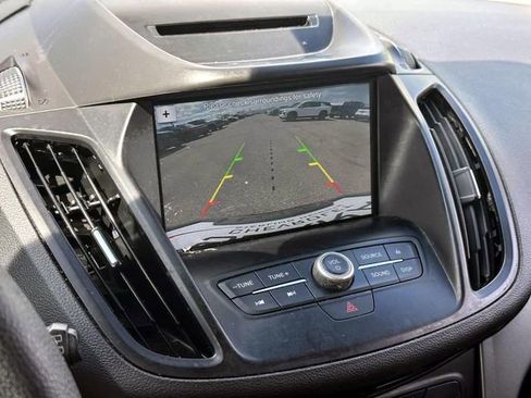 Used 2018 Ford Escape SE w/ SE Sync 3 Package FWD image 25