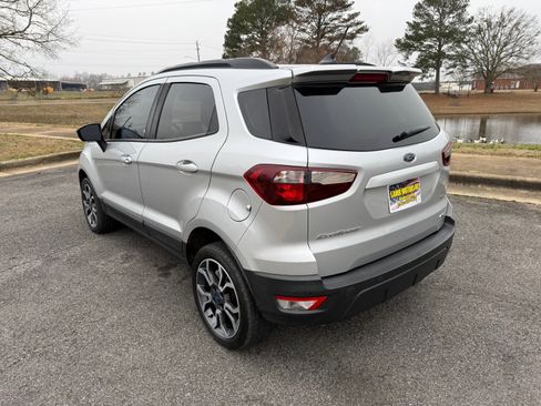 Used 2020 Ford EcoSport SES image 3