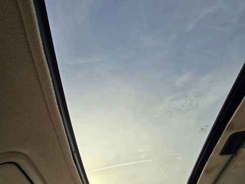 Used 2000 Cadillac Eldorado ESC w/ Comfort/Convenience Pkg image 12