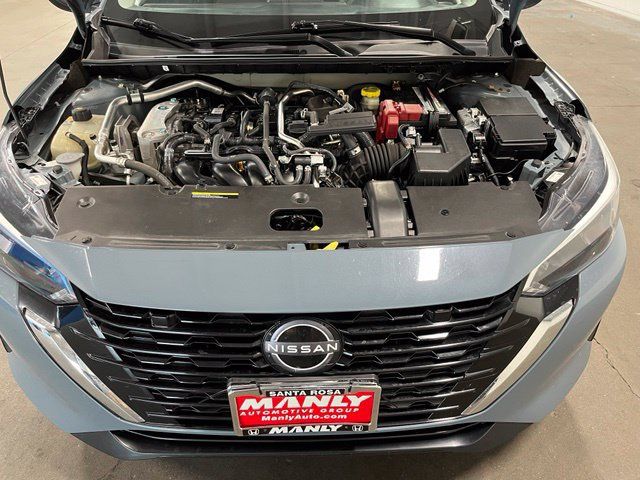 Used 2024 Nissan Sentra SV FWD image 9