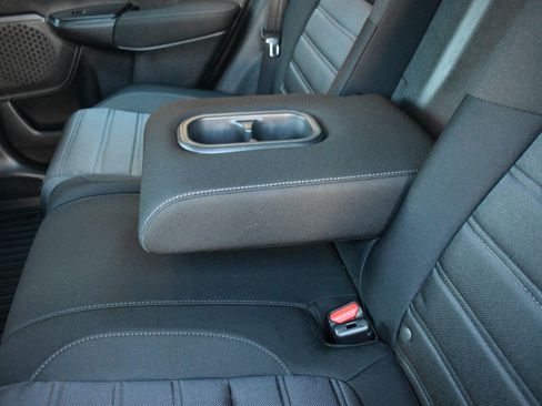 Used 2021 Honda CR-V LX image 12