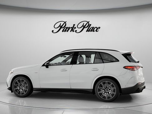 Used 2026 Mercedes-Benz GLC 43 AMG 4MATIC image 9