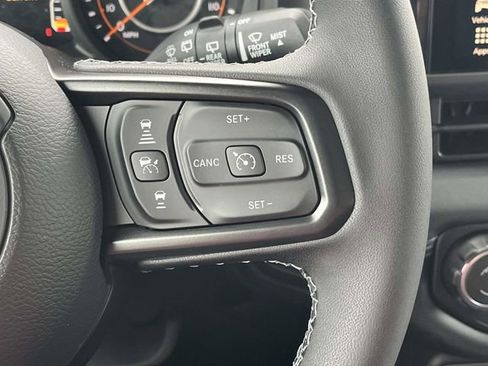 New 2026 Jeep Wrangler Unlimited Rubicon w/ Dual Top Group image 18