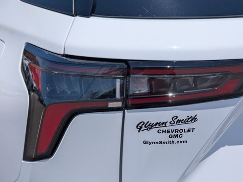 New 2026 Chevrolet Equinox LT FWD image 11