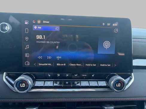 Used 2025 Chevrolet Colorado Z71 AWD/4WD image 18