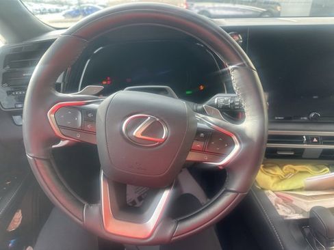 Used 2024 Lexus RX 350 image 10