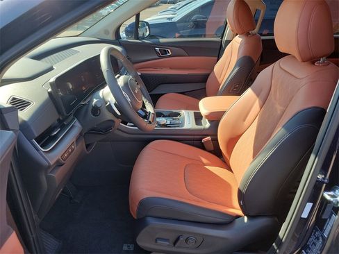 New 2026 Kia Carnival EX image 22