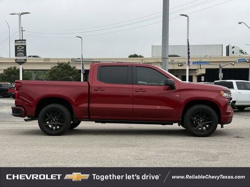 Used 2025 Chevrolet Silverado 1500 RST w/ Convenience Package II RWD image 5