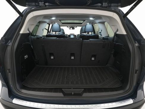 Certified 2023 Subaru Ascent Limited w/ Technology Package image 10