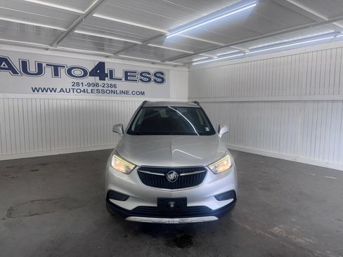 Used 2017 Buick Encore Preferred FWD image 2