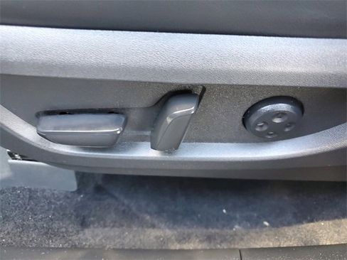 Used 2022 INFINITI QX50 Luxe image 25