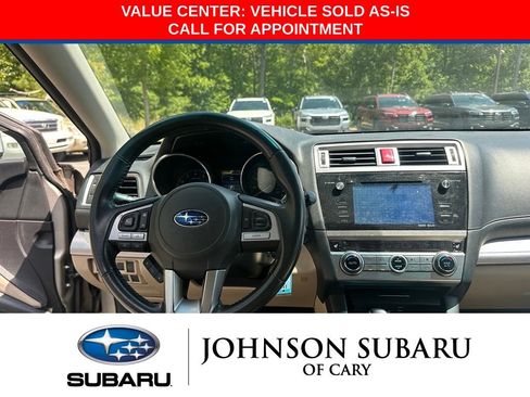Used 2017 Subaru Outback 2.5i Premium AWD/4WD image 8