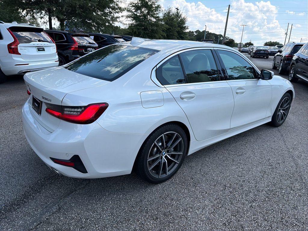 Used 2021 BMW 330i Sedan w/ Convenience Package RWD image 7